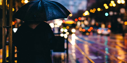 爱游戏娱乐网址-快船大胜雷霆，系列赛焦点战中乔治三分雨不断，快船和乔治的合同